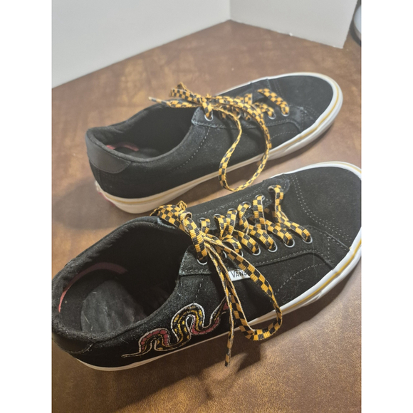 Size 7 Womens Black Vans Cheetah‎ - Picture 2 of 7